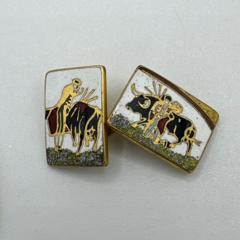 BULLFIGHTER CLOISONNÉ ENAMEL CUFFLINKS LINK CHAIN